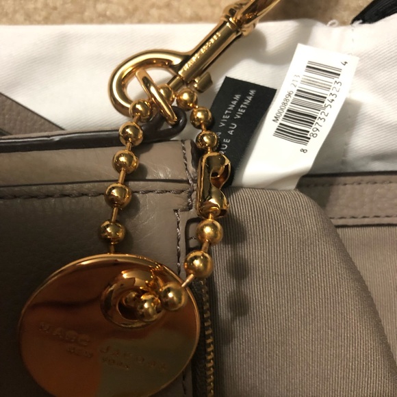 Authentic Marc Jacobs - Picture 4 of 6